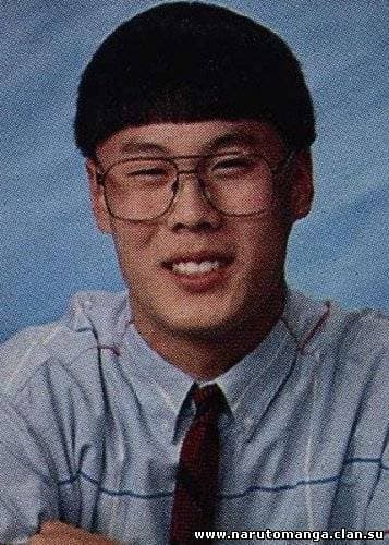7933896